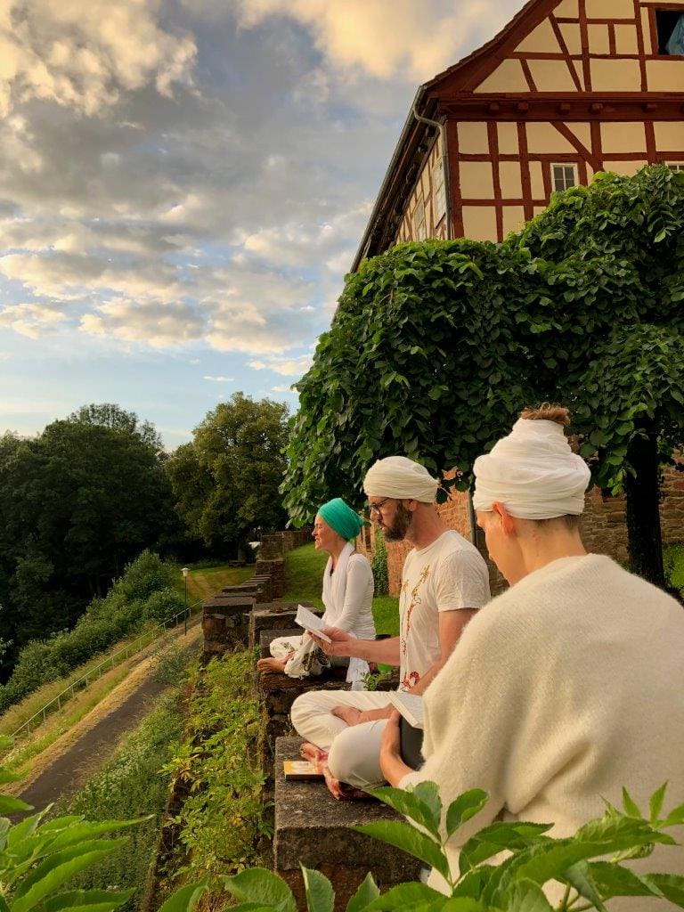 Sat Nam Rasayan Intensive Auf Schloss Buchenau Sat Nam Rasayan Mit